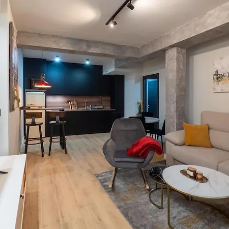Bhost - La Sacristia 2 Apartment *